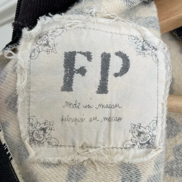 Free People Black & White Hersey Leopard Print Dress with Green Eyes Y2K S/M Vtg - Picture 7 of 8